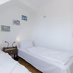 Apartment Haus Olymp 33 West Maisonette Strandnah Aufzug Kuehlungsborn