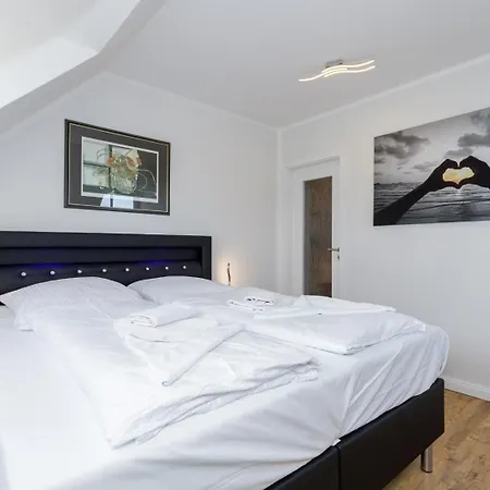 Haus Olymp 33 West Maisonette Strandnah Aufzug * Ostseebad Kühlungsborn