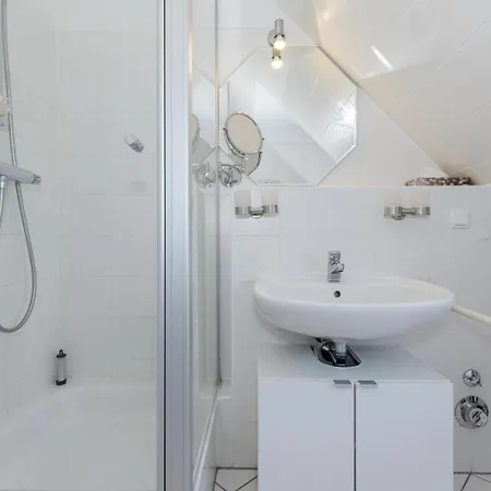 Haus Olymp 33 West Maisonette Strandnah Aufzug Appartement