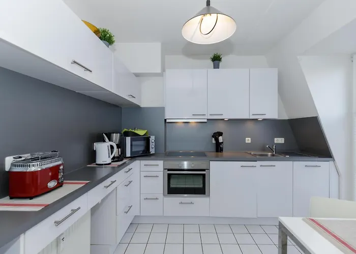 Haus Olymp 33 West Maisonette Strandnah Aufzug Ostseebad Kühlungsborn